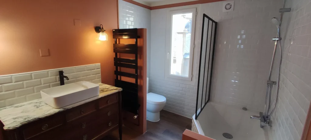 Renovation dune salle deau a Rodez 1